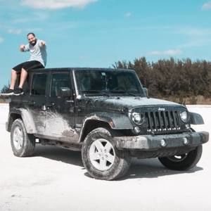 Meet your Posher, Joel